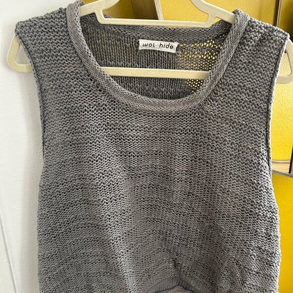 Wolhide Gray Sweater Vest (M/L) - Picture 2 of 4